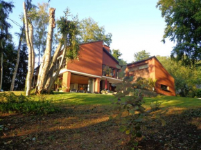  Green Hill Guest House and Apartment  Оверейсе